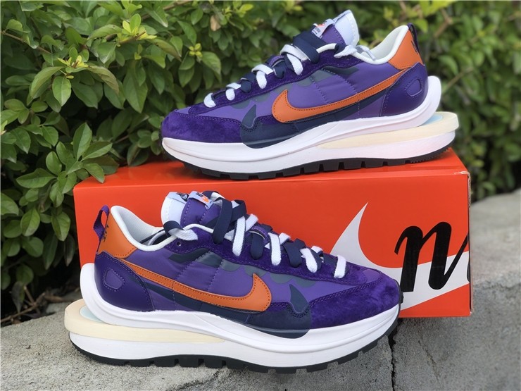 Sacai x Nike VaporWaffle DD1875-200