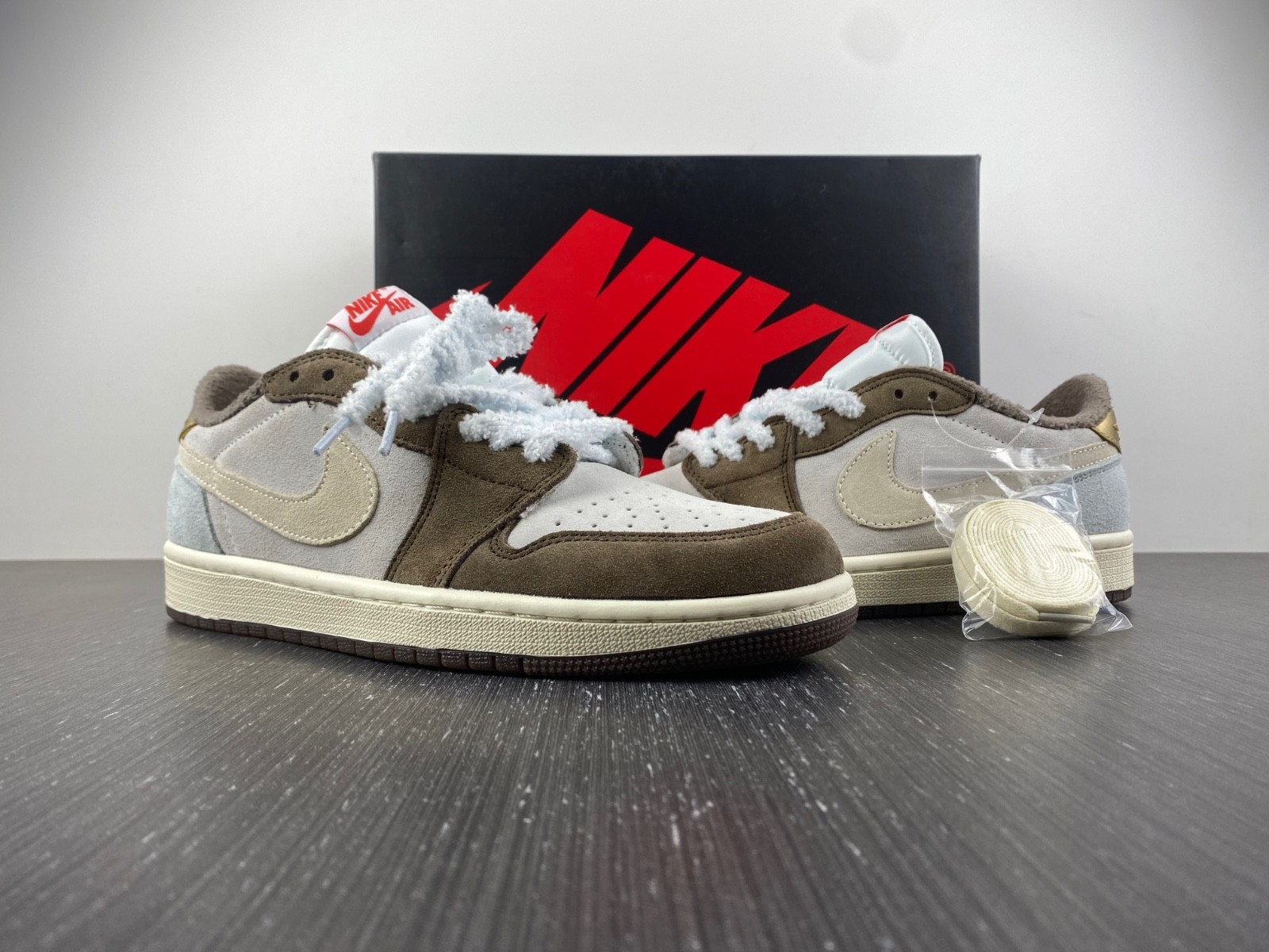 Air Jordan 1 Low OG Year of the Rabbit DV1312-200
