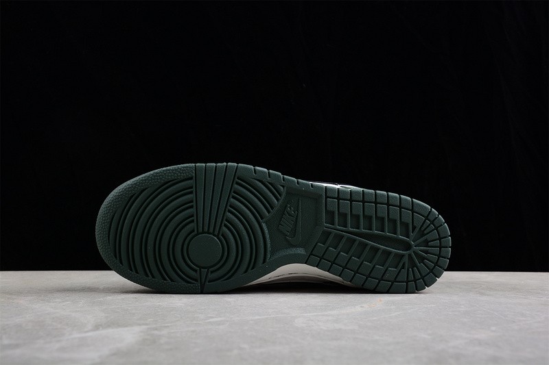 Otomo Katsuhiro x Nk SB Dunk Low "Steamboy OST" LF0068-001