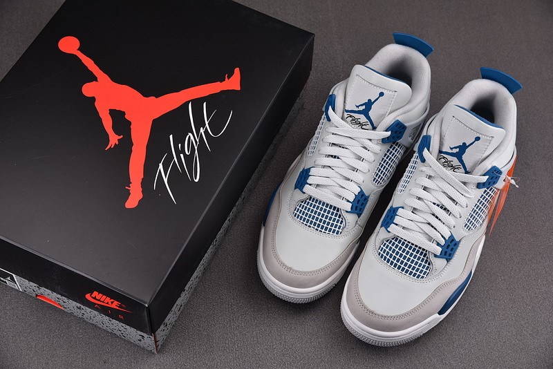 Air Jordan 4 Retro