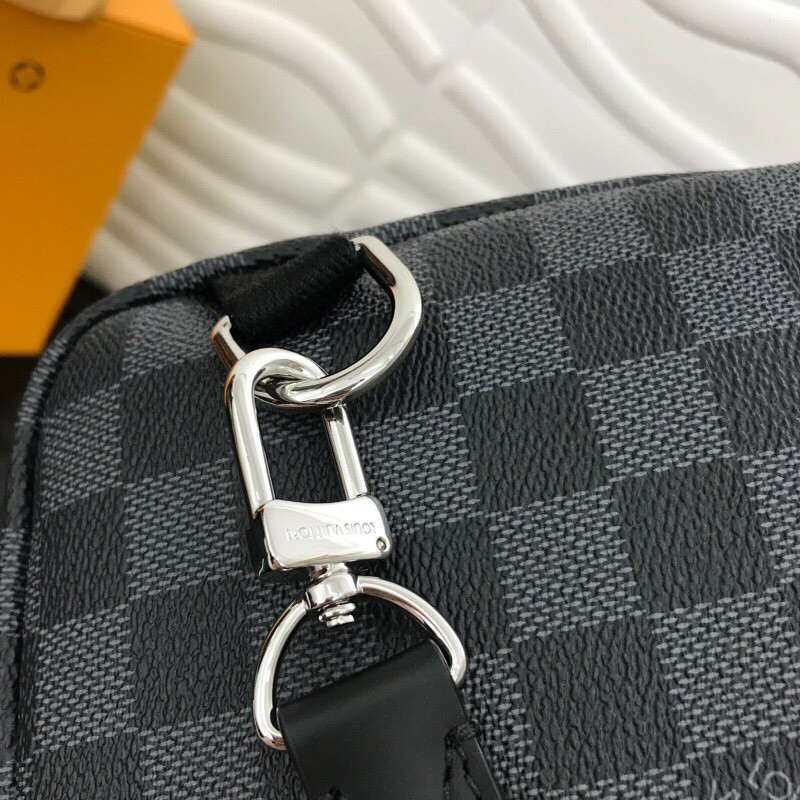 L&V BAG20