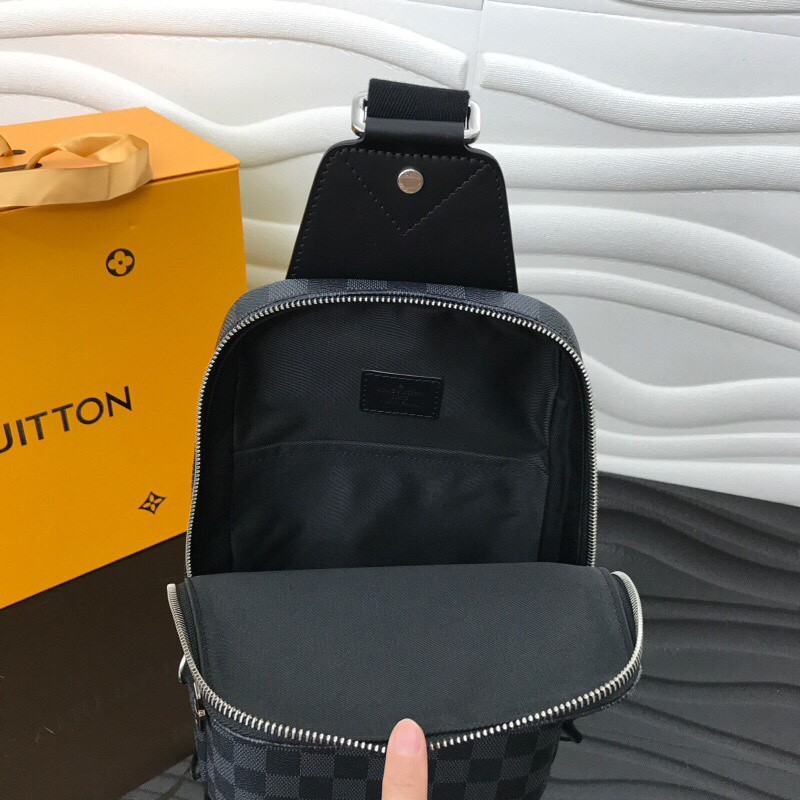 L&V BAG20