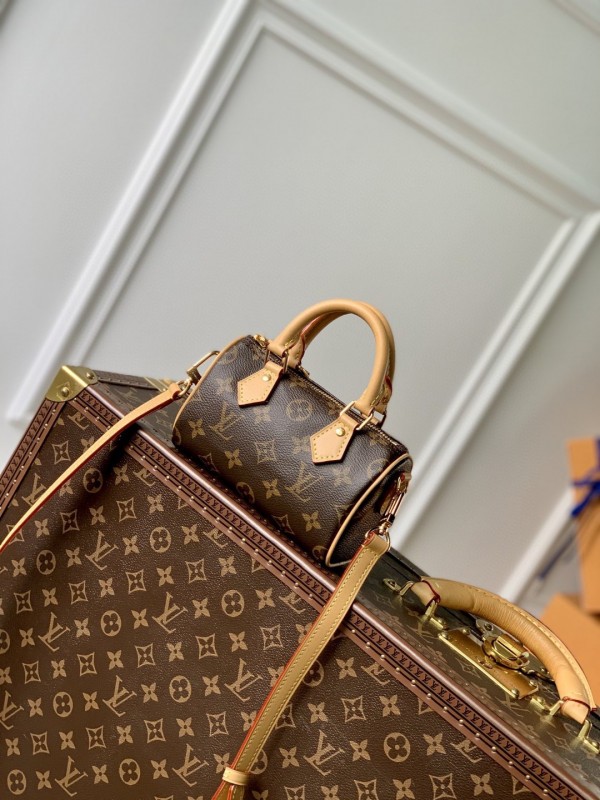 L&V BAG21