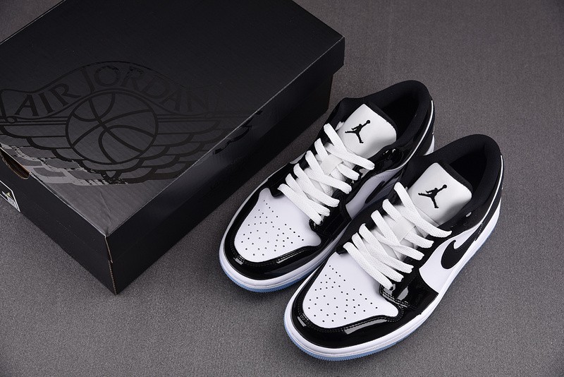 Air Jordan 1 Low SE Concord DV1309-100