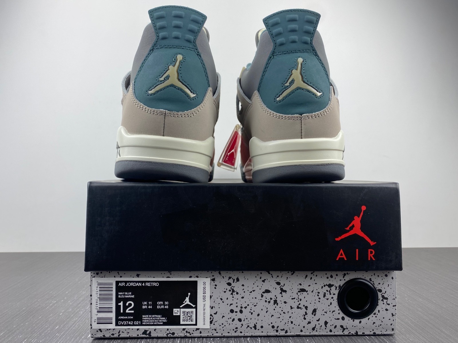 AIR JORDAN 4 SECRAFT DV3742-022
