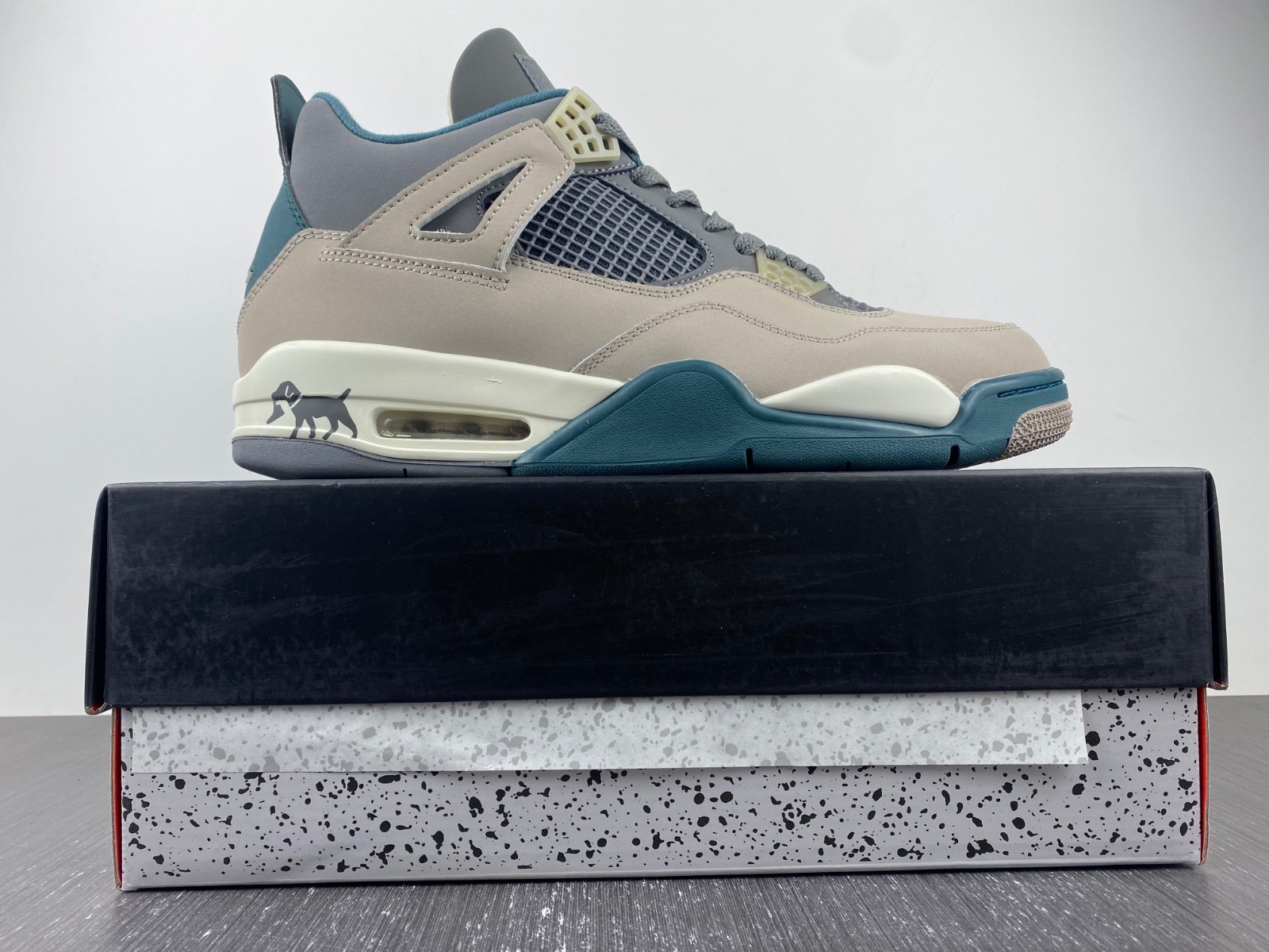AIR JORDAN 4 SECRAFT DV3742-022