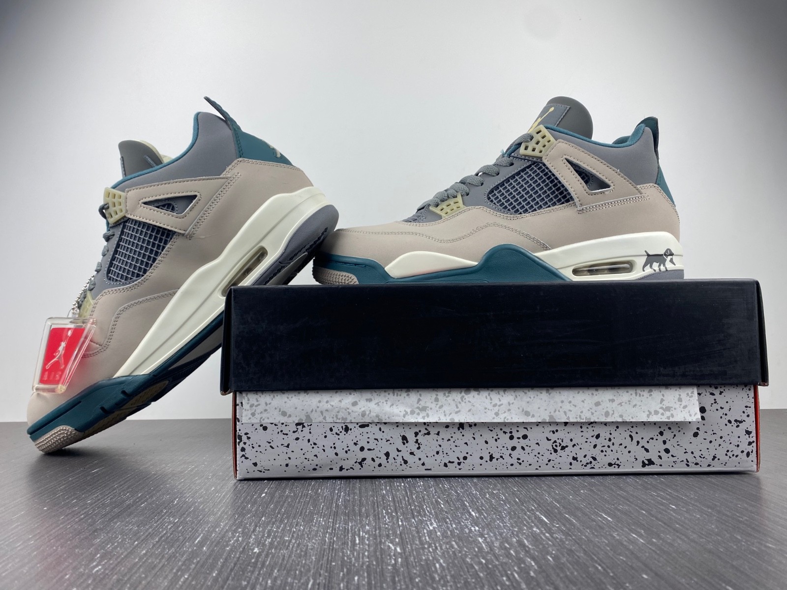 AIR JORDAN 4 SECRAFT DV3742-022