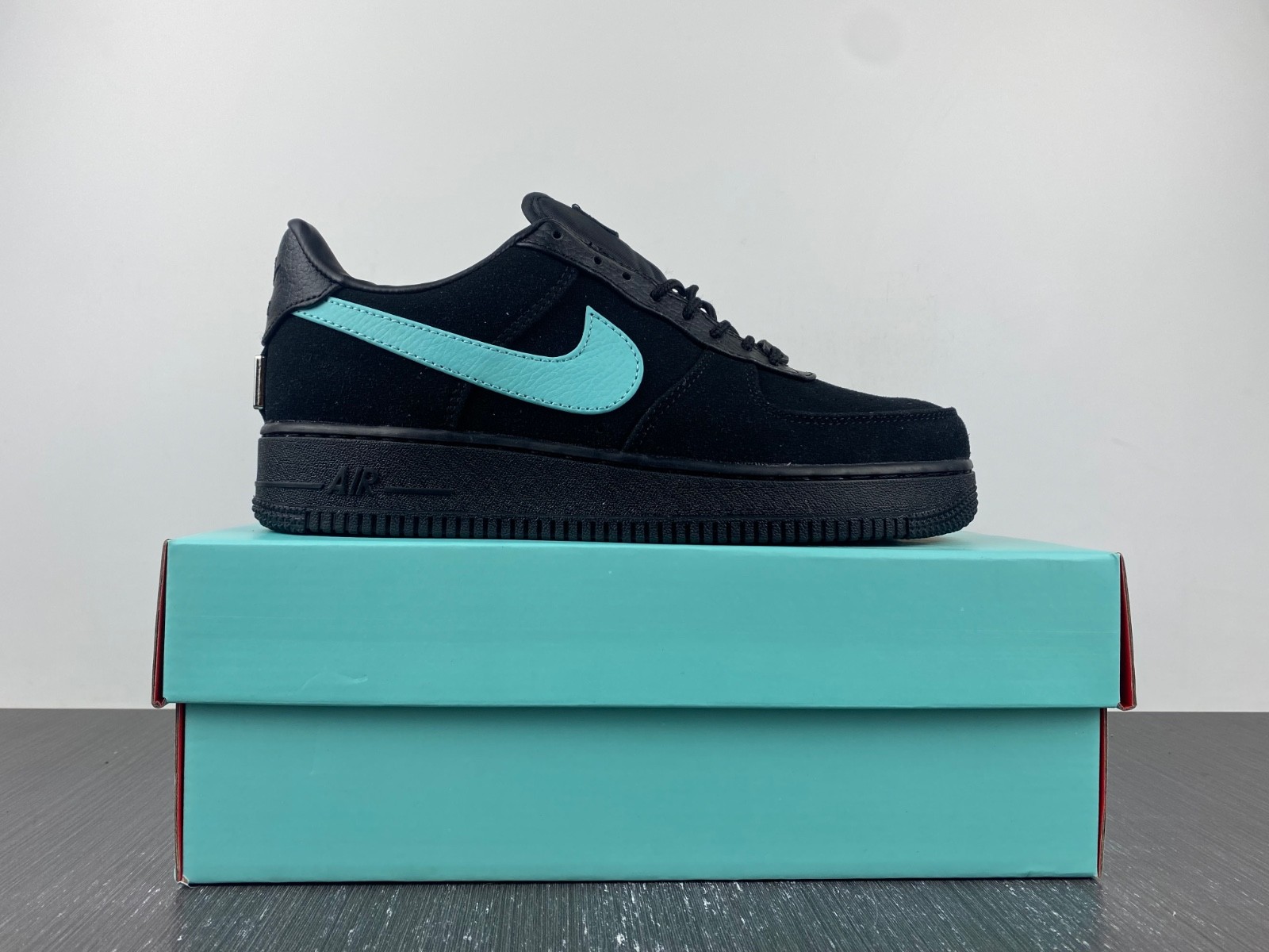 Nike Air Force 1 Low SP T*f*ny And Co DZ1382-001