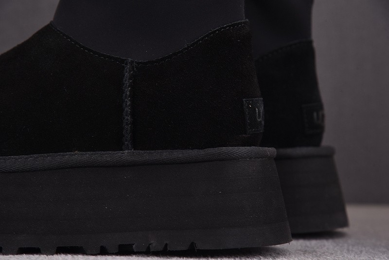 UGG BOOTS UGG000038