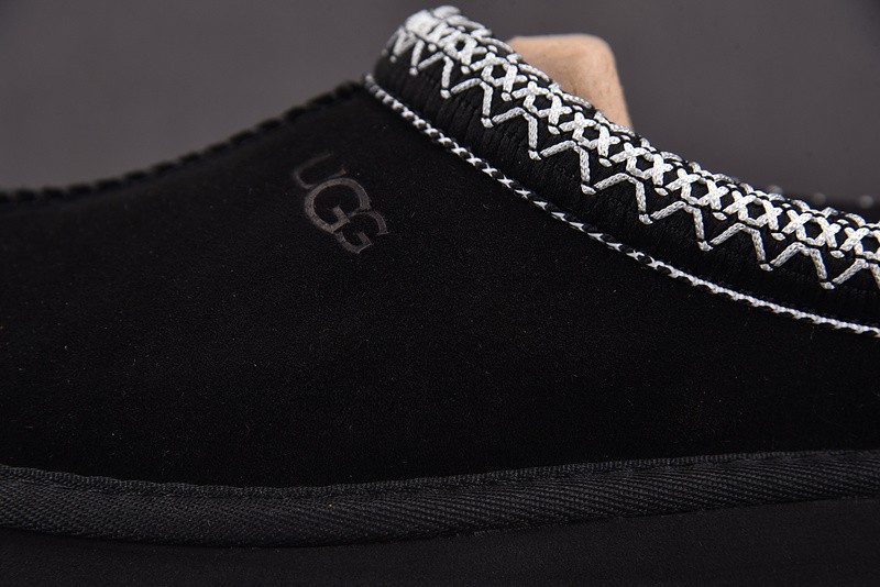 UGG SANDALS 7