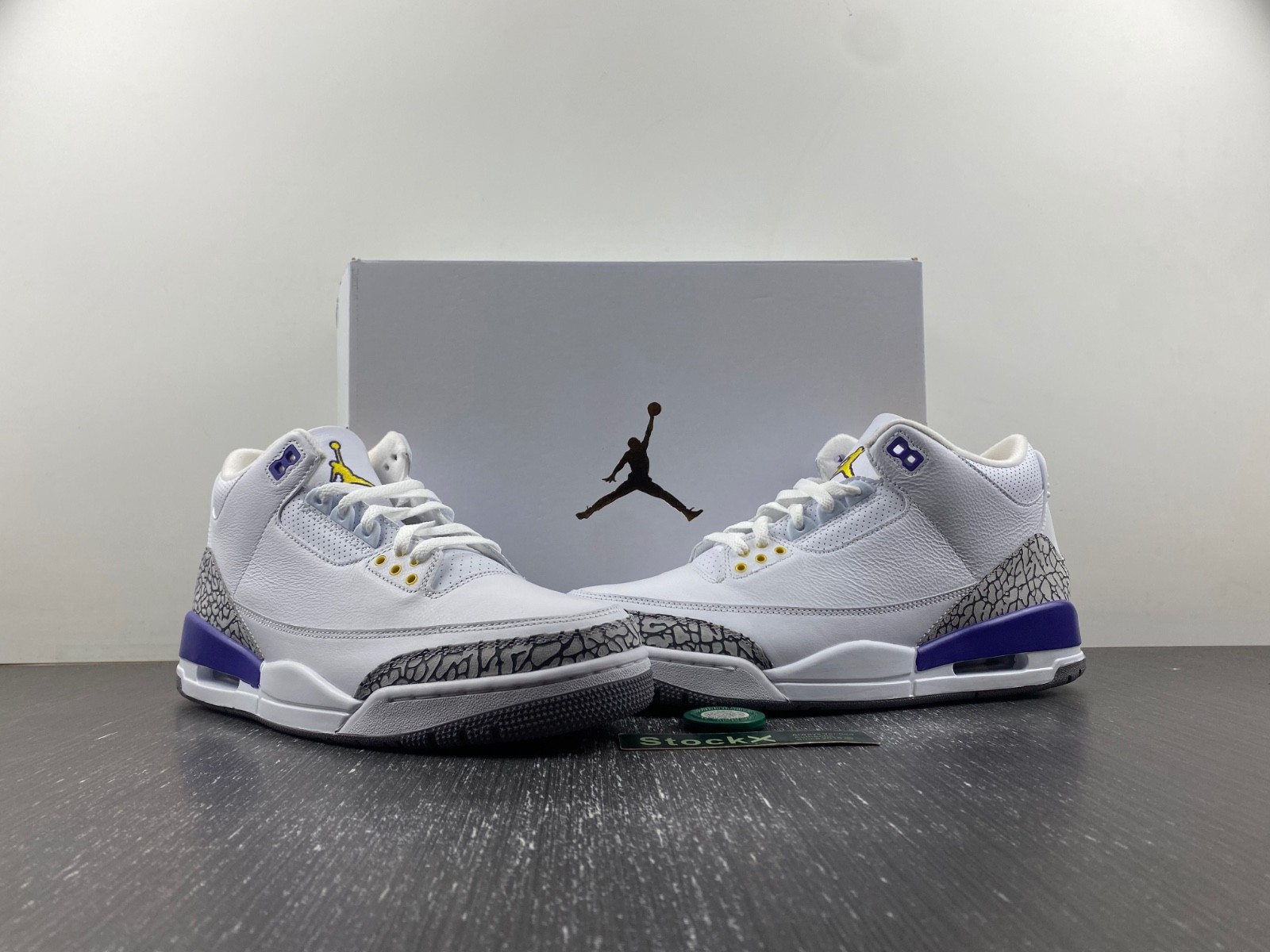 AIR JORDAN 3 “KOBE PACK” 869802-907