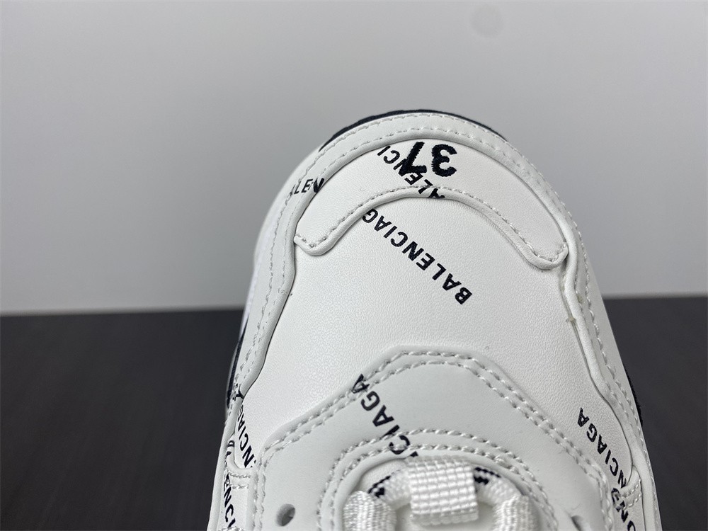 TRIPLES TRAINER SNEAKERS 2000043