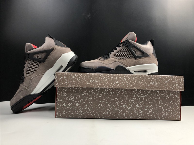 AIR JORDAN 4 RETRO TAUPE HAZE DB0732-200