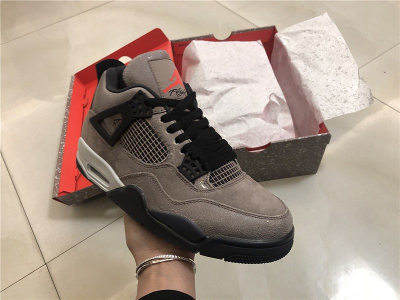 AIR JORDAN 4 RETRO TAUPE HAZE DB0732-200