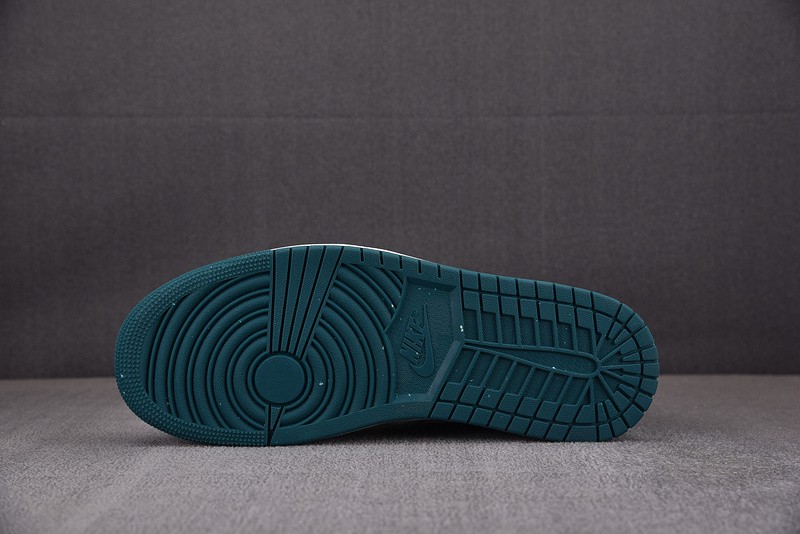 Air Jordan 1 Mid Chenille Bleached Turquoise DZ3745-300