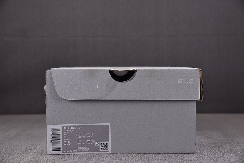 Nike Air Force 1 Low 