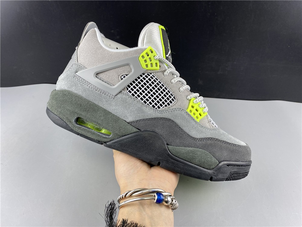 Air Jordan 4 Retro SE Neon CT5342-007