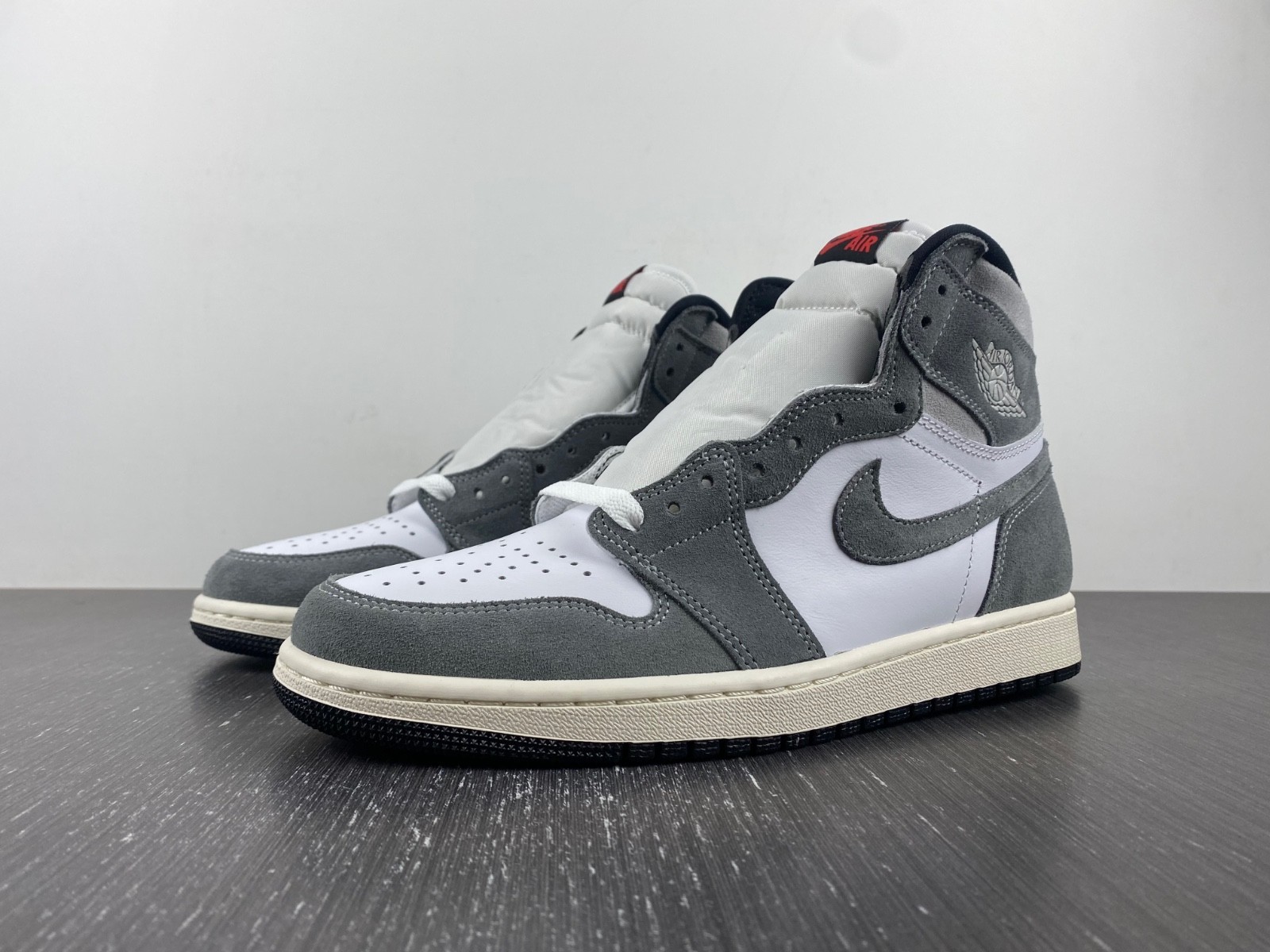 Air Jordan 1 Washed Black DZ5485-051