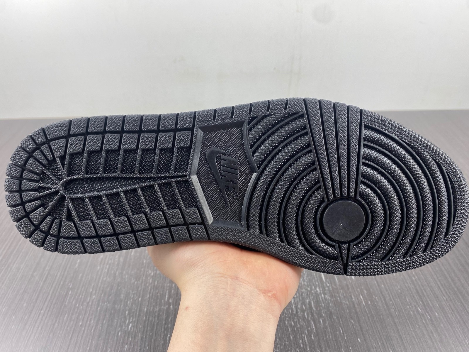 Air Jordan 1 Washed Black DZ5485-051