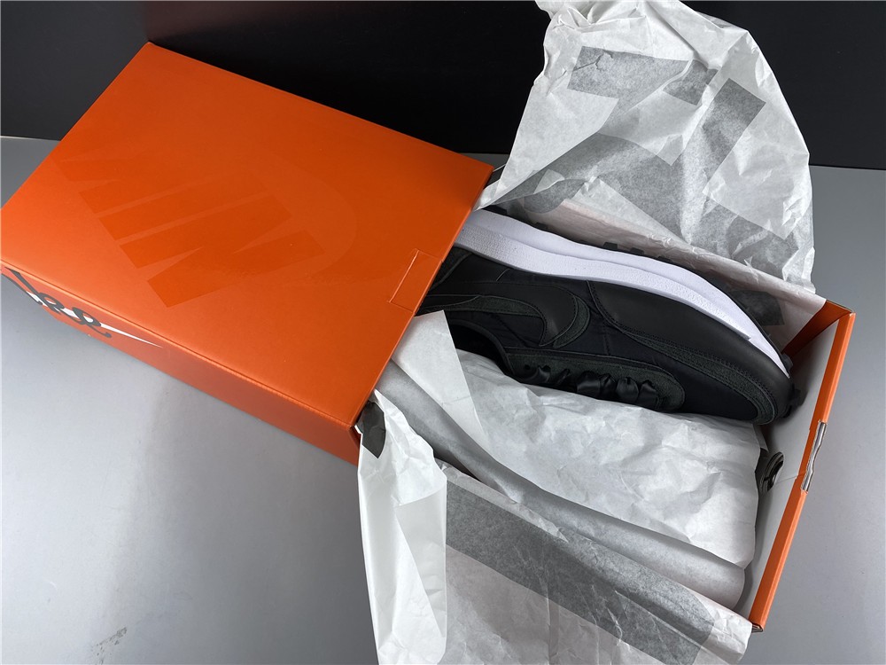 Sacai Nike LDV Waffle black NYLON BV0073-002