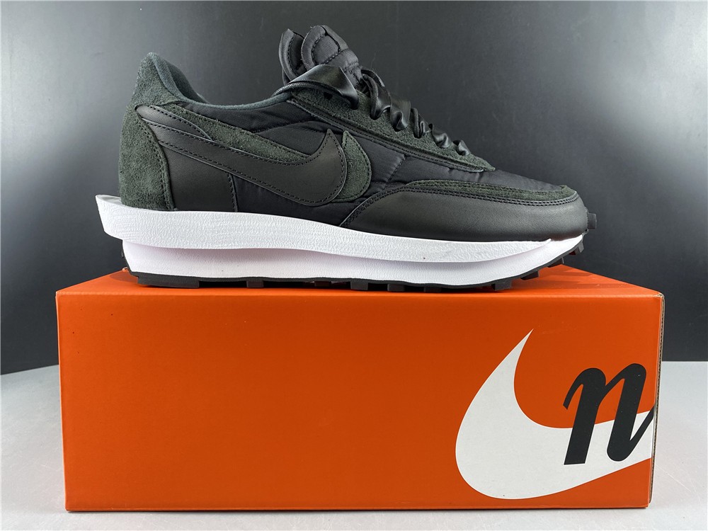 Sacai Nike LDV Waffle black NYLON BV0073-002