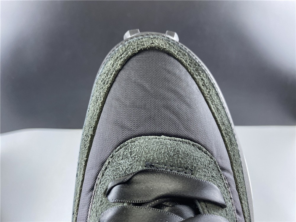 Sacai Nike LDV Waffle black NYLON BV0073-002