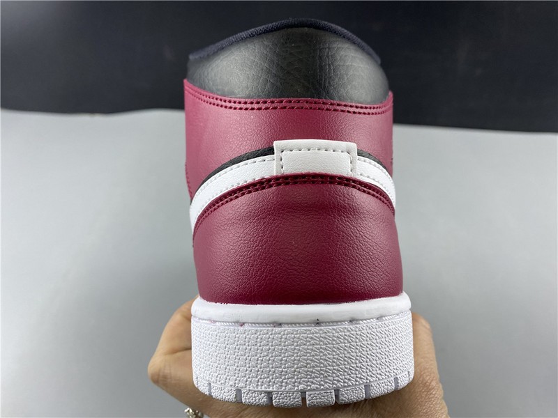 Air Jordan 1 Mid black noble red BQ6472-016