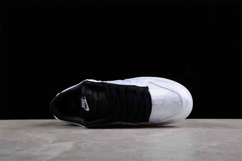 CLOT x fragment x Nike Dunk Low FN0315-110