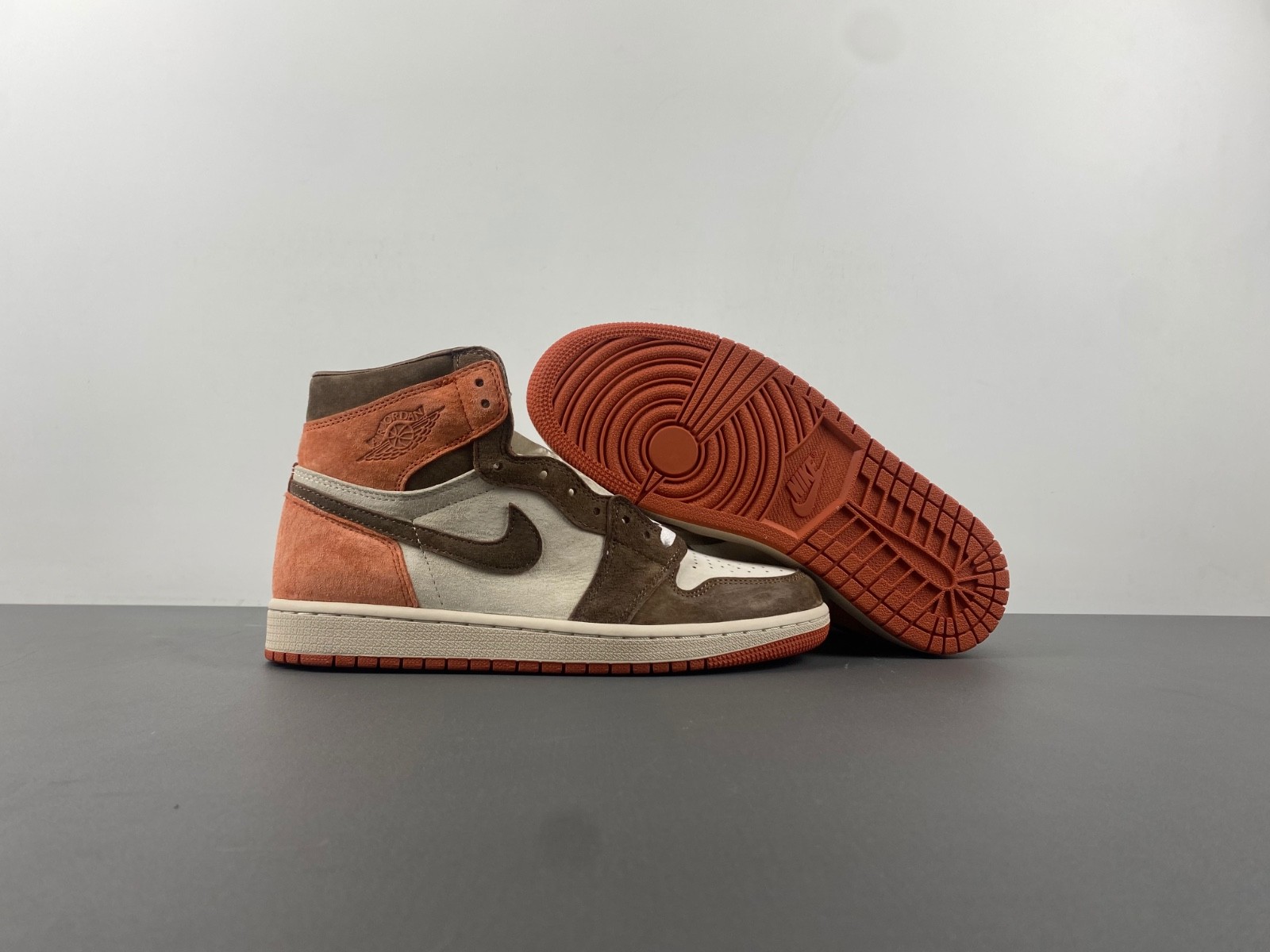 Air Jordan 1 High OG “Cacao Wow” FQ2941-200