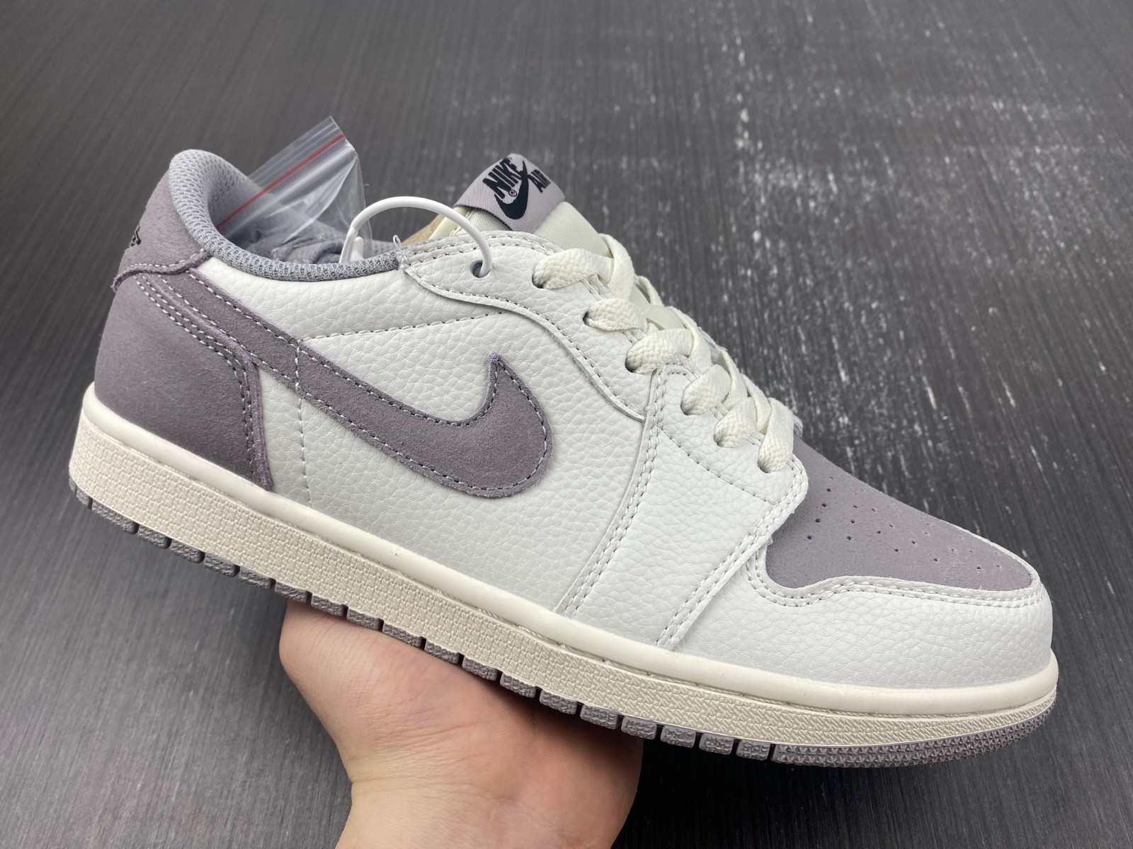 Air Jordan 1 Low OG Atmosphere Grey CZ0790-101