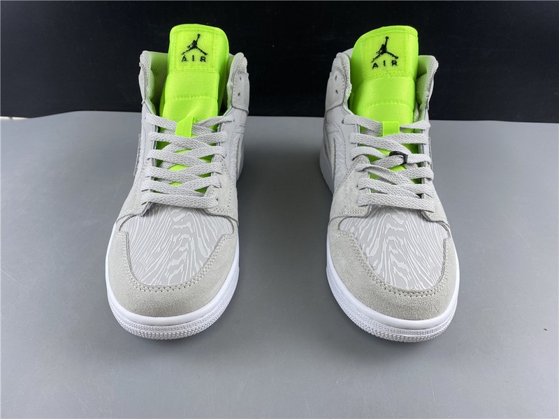 Air Jordan 1 Mid vast grey ghost green CV3018-001
