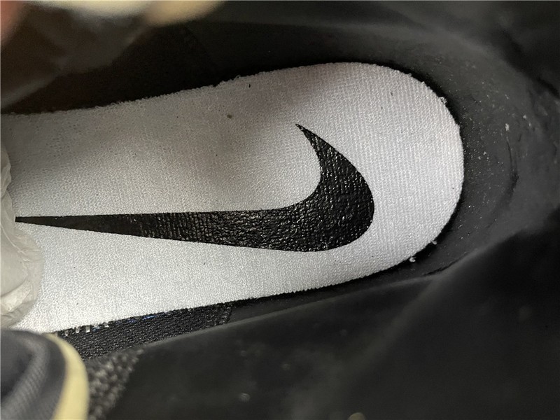 Nike BLAZER MID CD8233-100