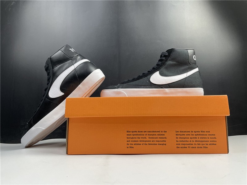 Nike BLAZER MID CD8233-100