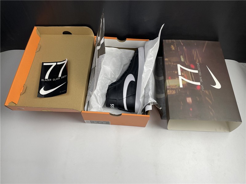 Nike BLAZER MID CD8233-100