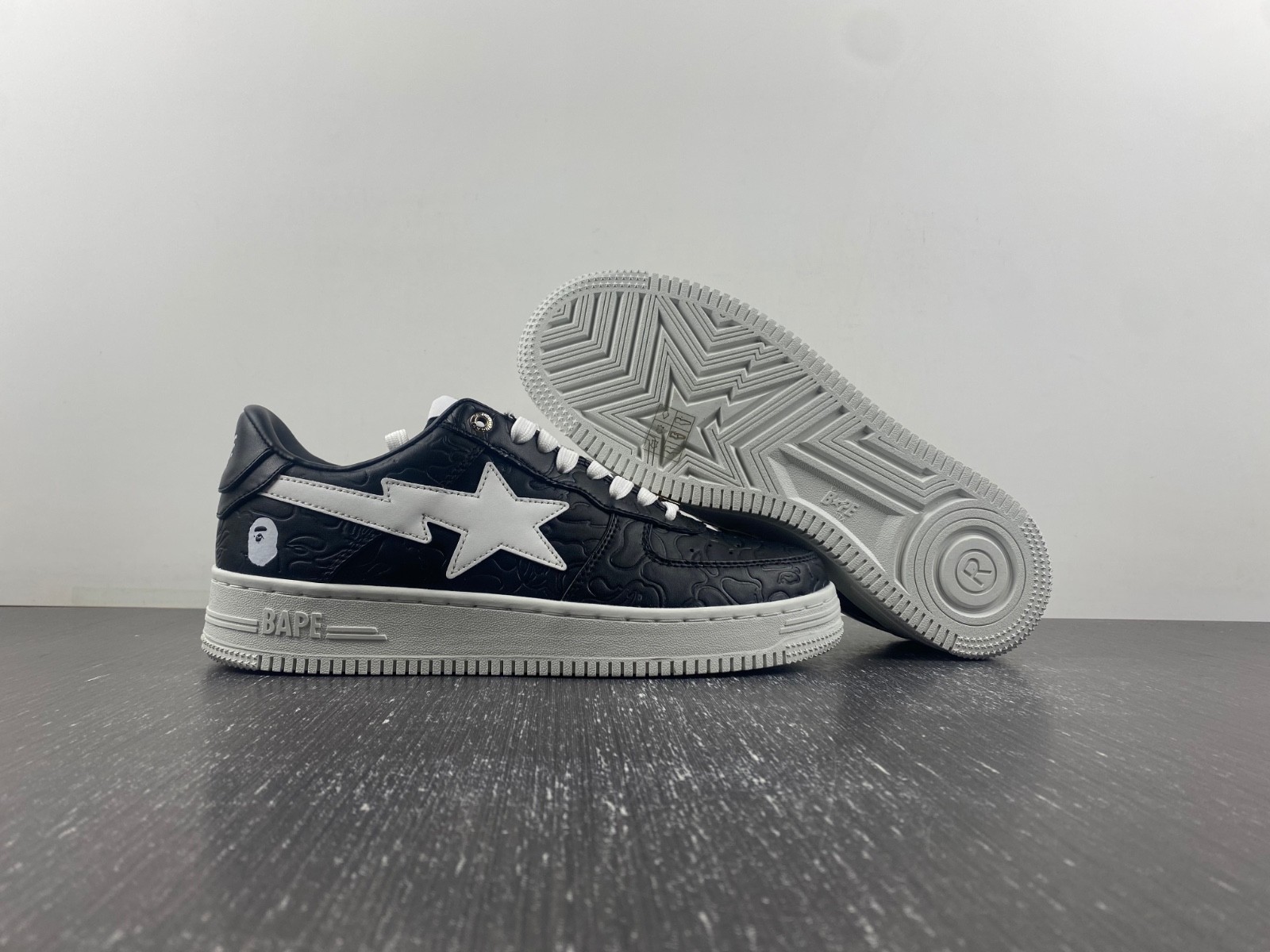 Bathing Ape A000057