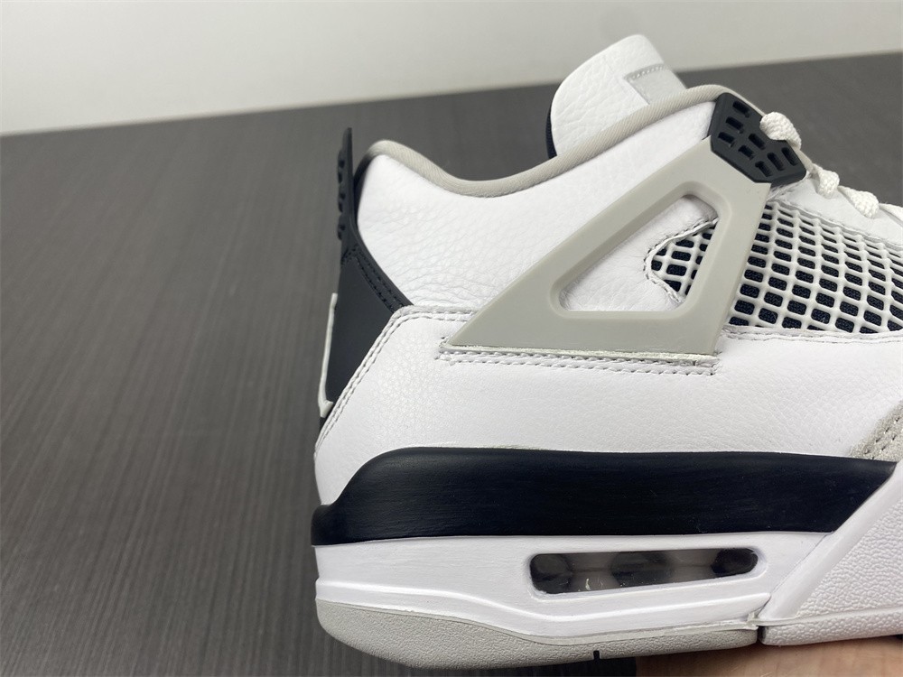 Air Jordan 4 Military Black DH6927-111