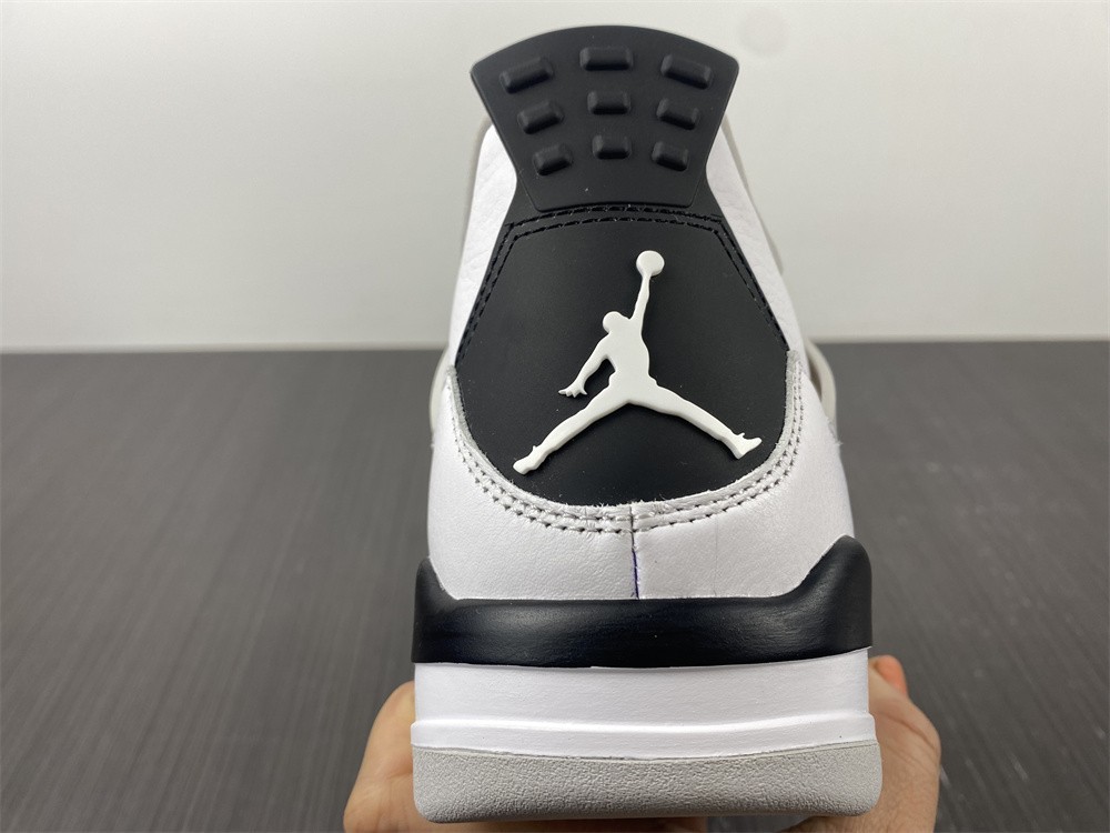 Air Jordan 4 Military Black DH6927-111