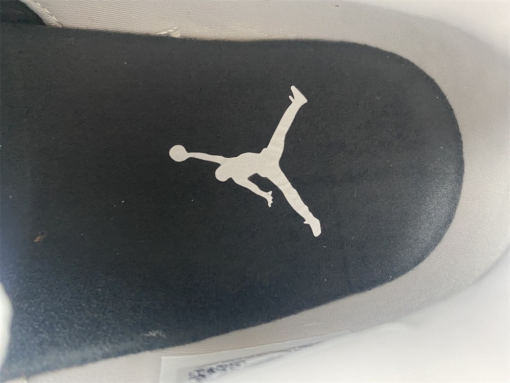 Air Jordan 4 Military Black DH6927-111