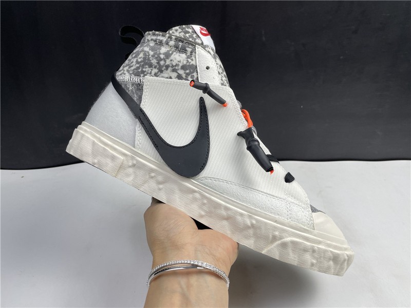 Nike Blazer Mid READYMADE CZ3589-100