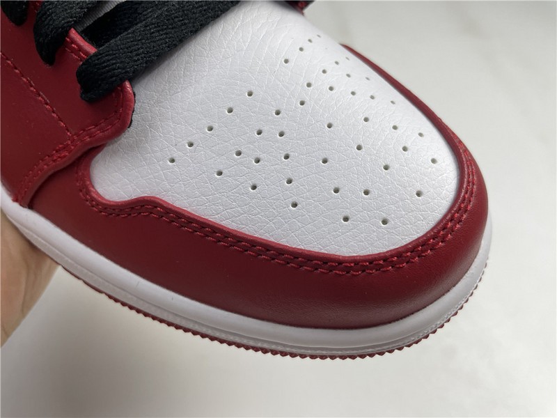 AIR JORDAN 1 MID Chicago 554724-173