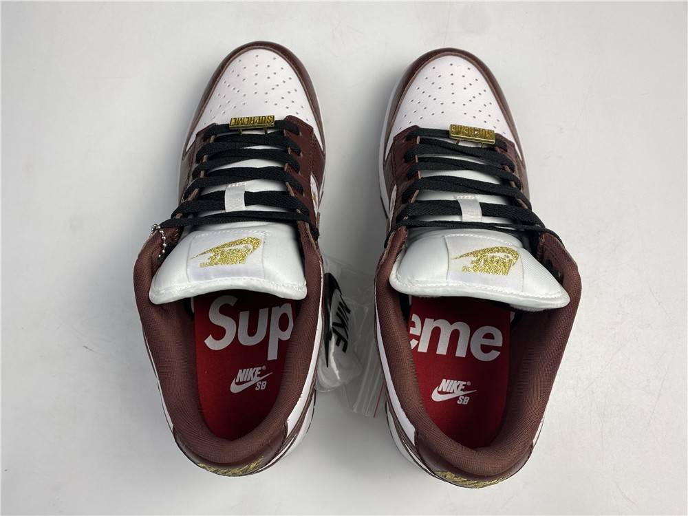 S*p*e x Nike SB Dunk Low DH3228-100
