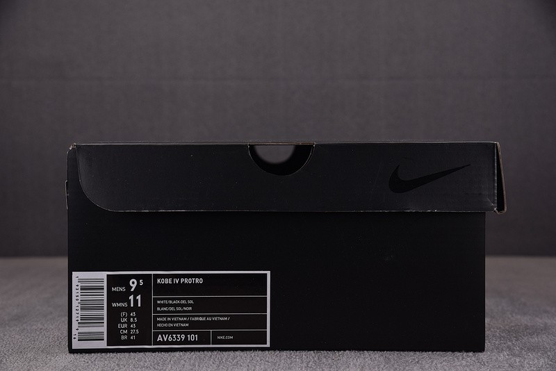 Nike Zoom Kobe 4 Protro