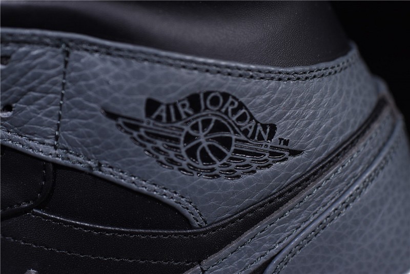 Air Jordan 1 Mid Tumbled Leather 554724-041
