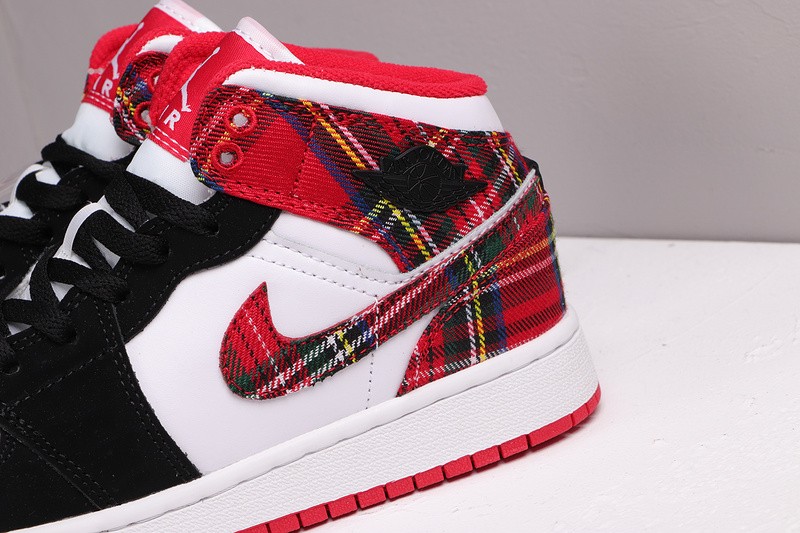 Air Jordan 1 Mid White Plaid 554725-607