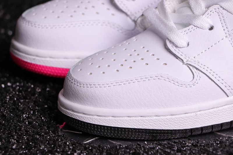 Air Jordan 1 Mid White Black Hyper Pink GS 555112-106