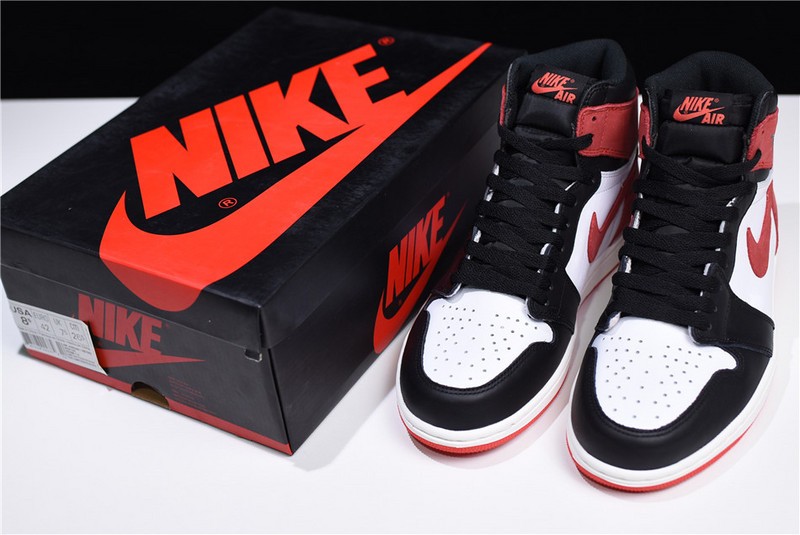 Air Jordan 1 Retro High Track Red 555088-112