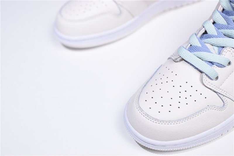 Nike Air Jordan 1 Retro High Soh Womens four Lace Options 555112 -035