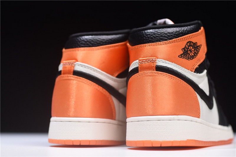 Air Jordan 1 Retro Satin Shattered Backboard AV3725-010
