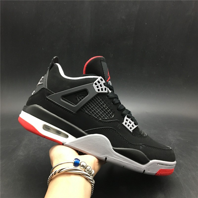 Air Jordan 4 Retro