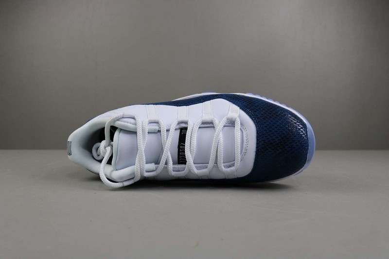 Air Jordan 11 Low